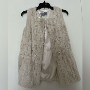 Faux fur ivory vest